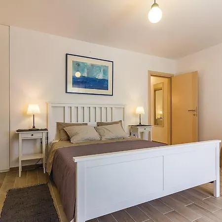 Vila Cosy House *